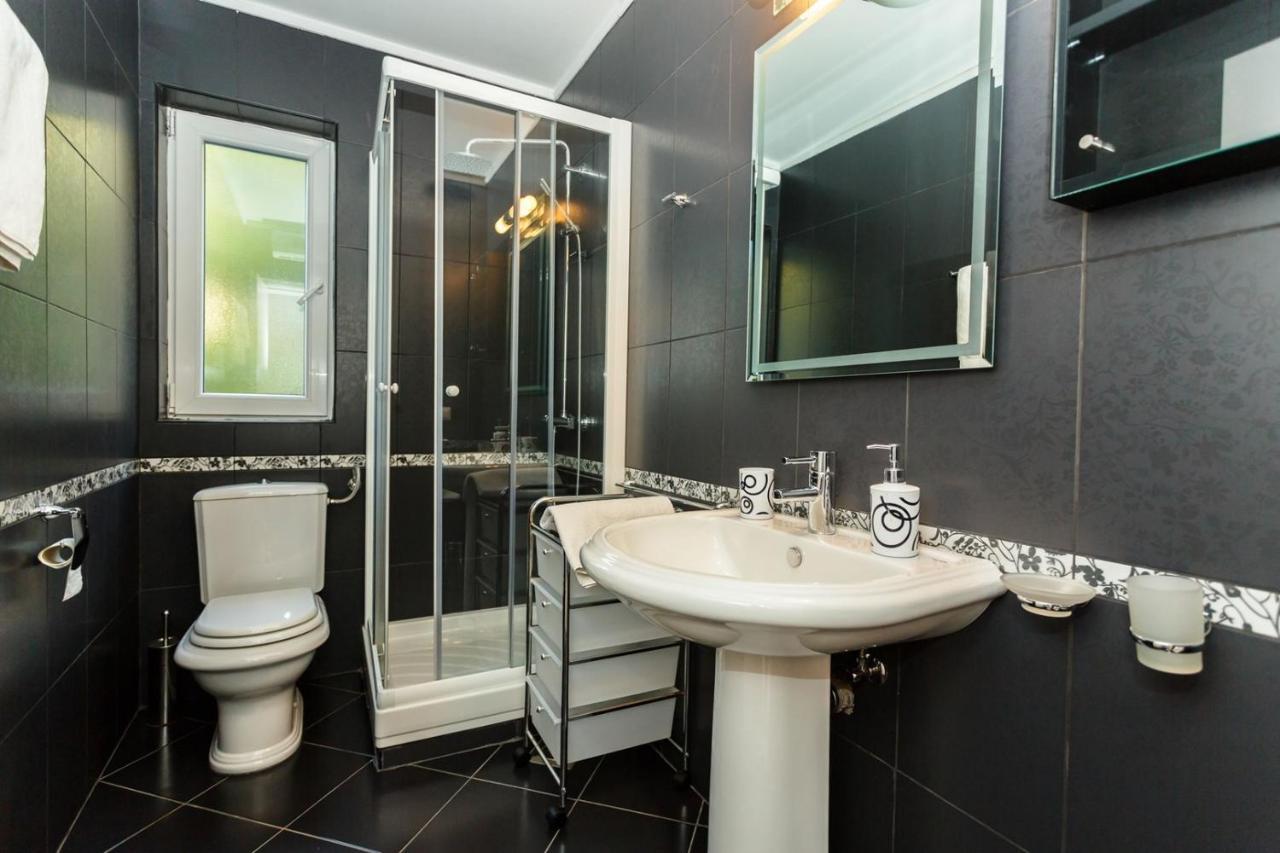 Apartments Adria Malinska Εξωτερικό φωτογραφία