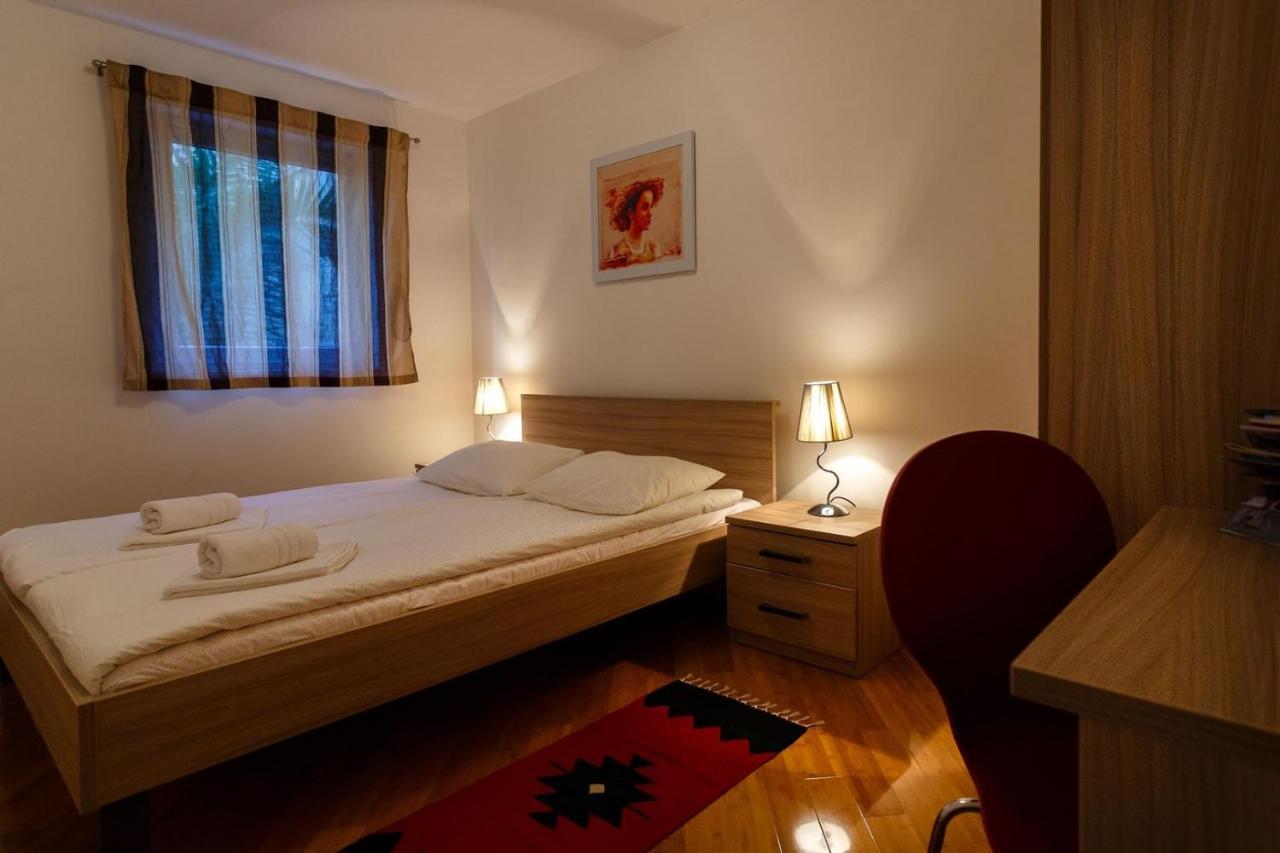 Apartments Adria Malinska Εξωτερικό φωτογραφία