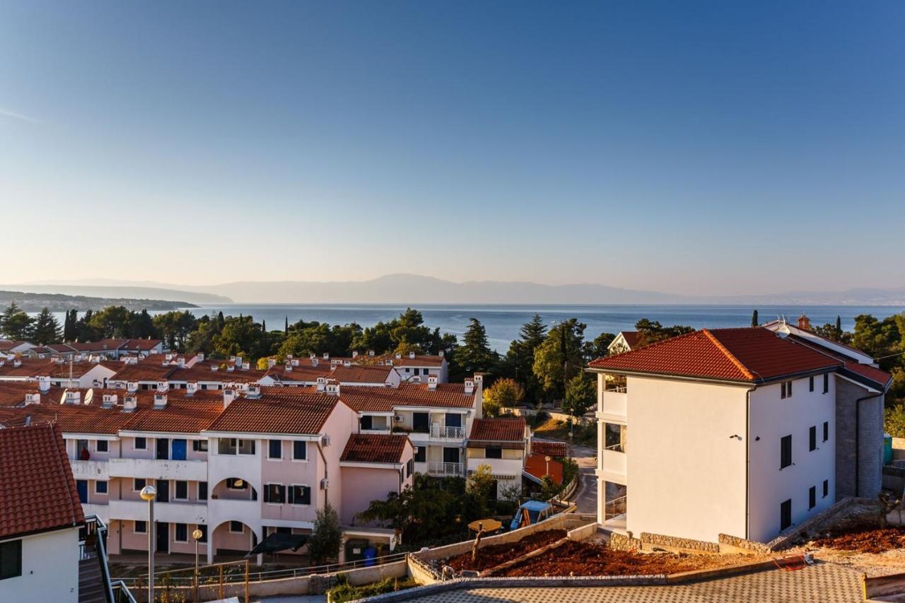Apartments Adria Malinska Εξωτερικό φωτογραφία
